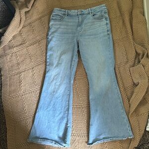 American Eagle Curvy Super High Rise Flare Next Level stretch jeans